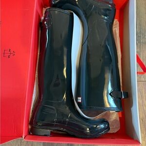 Hunter Black Adjustable Gloss Boots